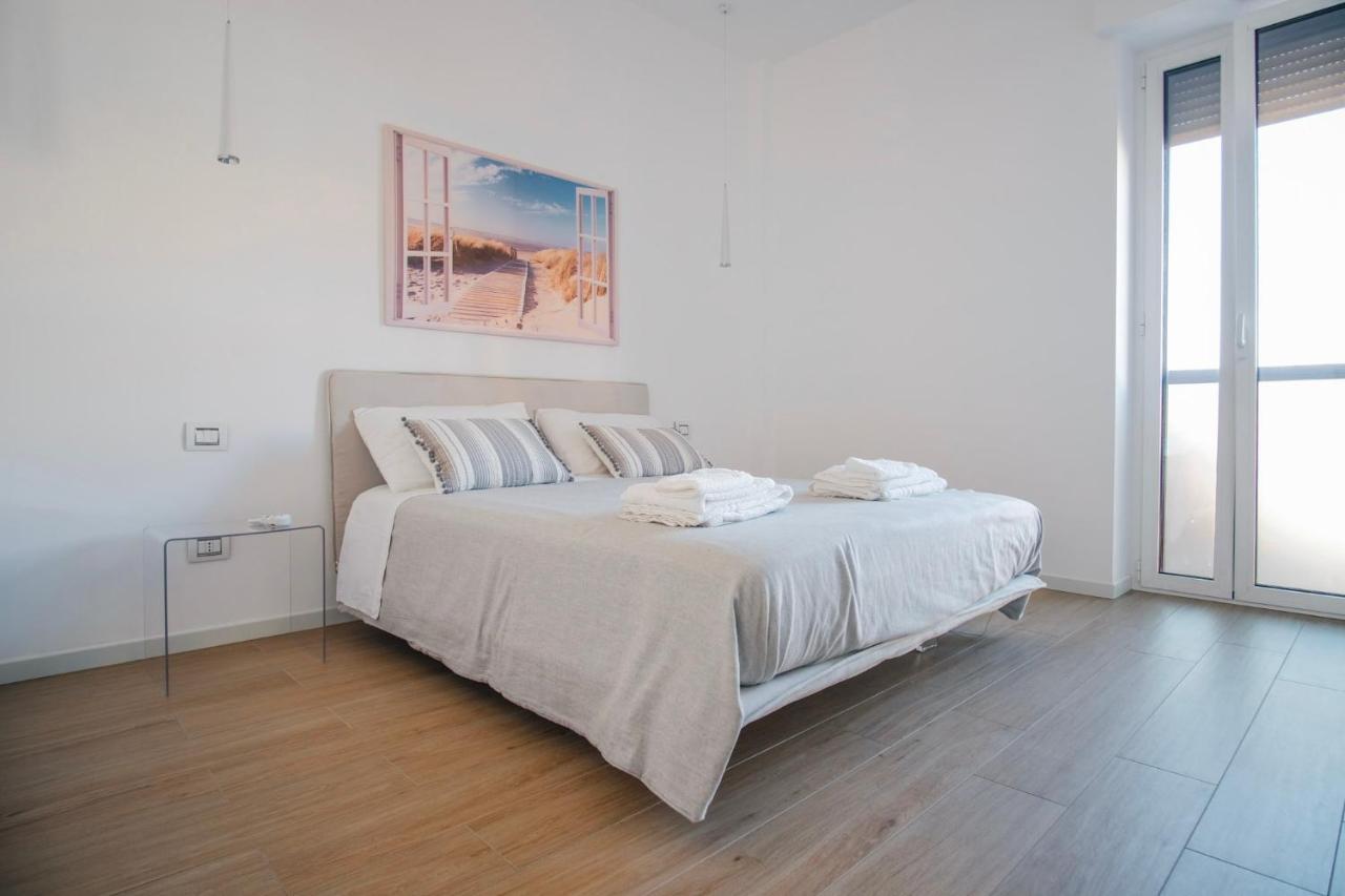 Rossani Suites&Aparts Барі Екстер'єр фото