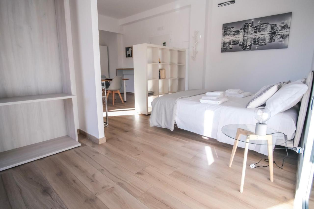 Rossani Suites&Aparts Барі Екстер'єр фото